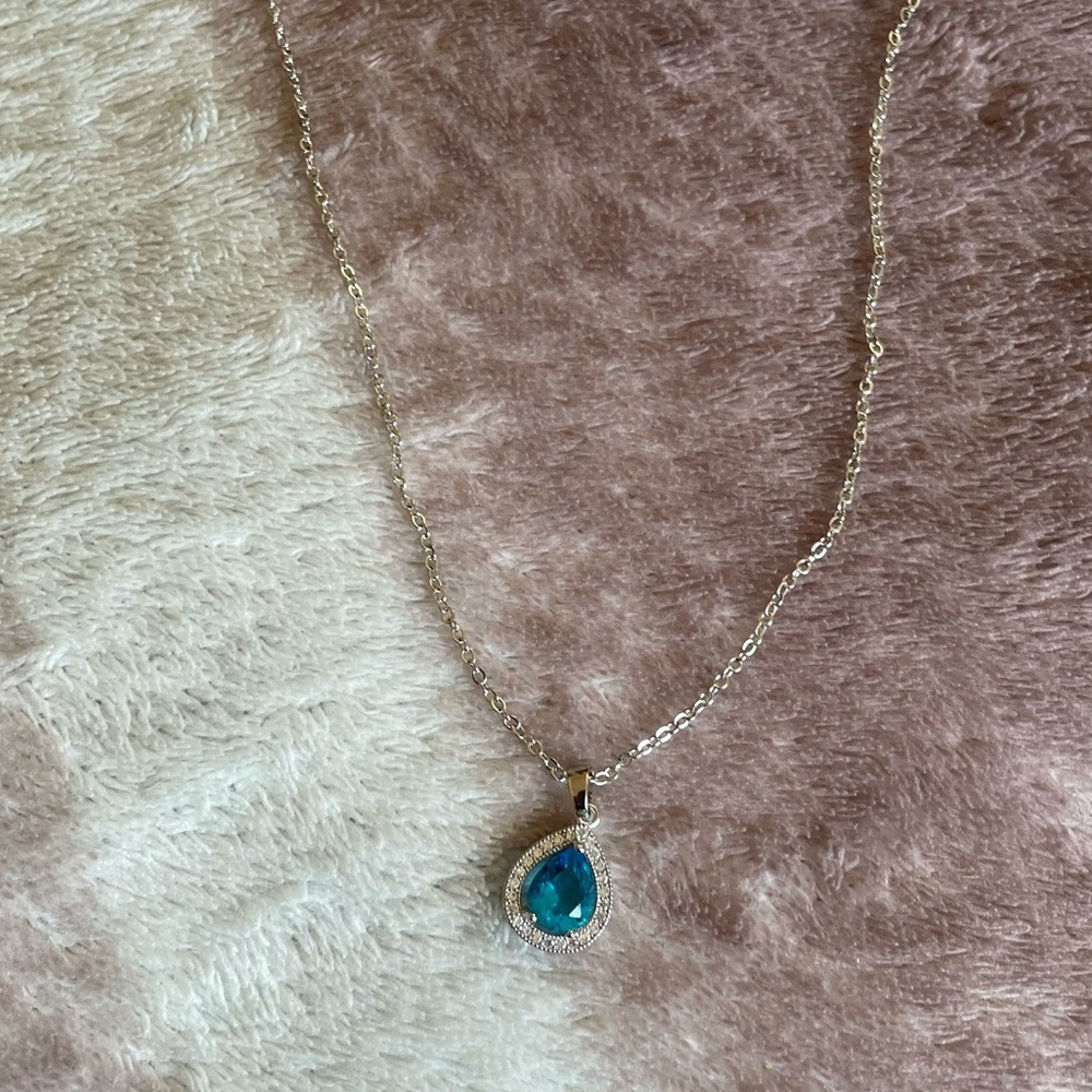 Necklace - Picture 2 of 2